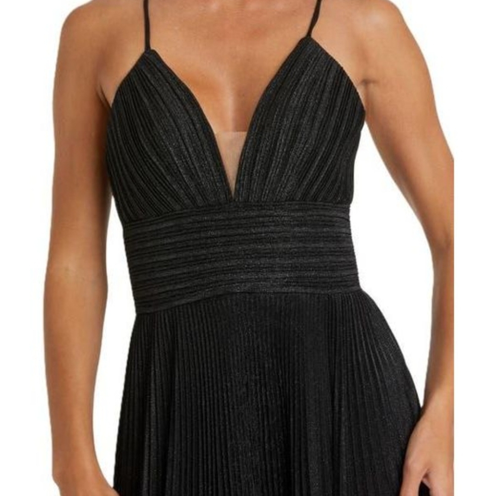 Chic Black Backless Dress